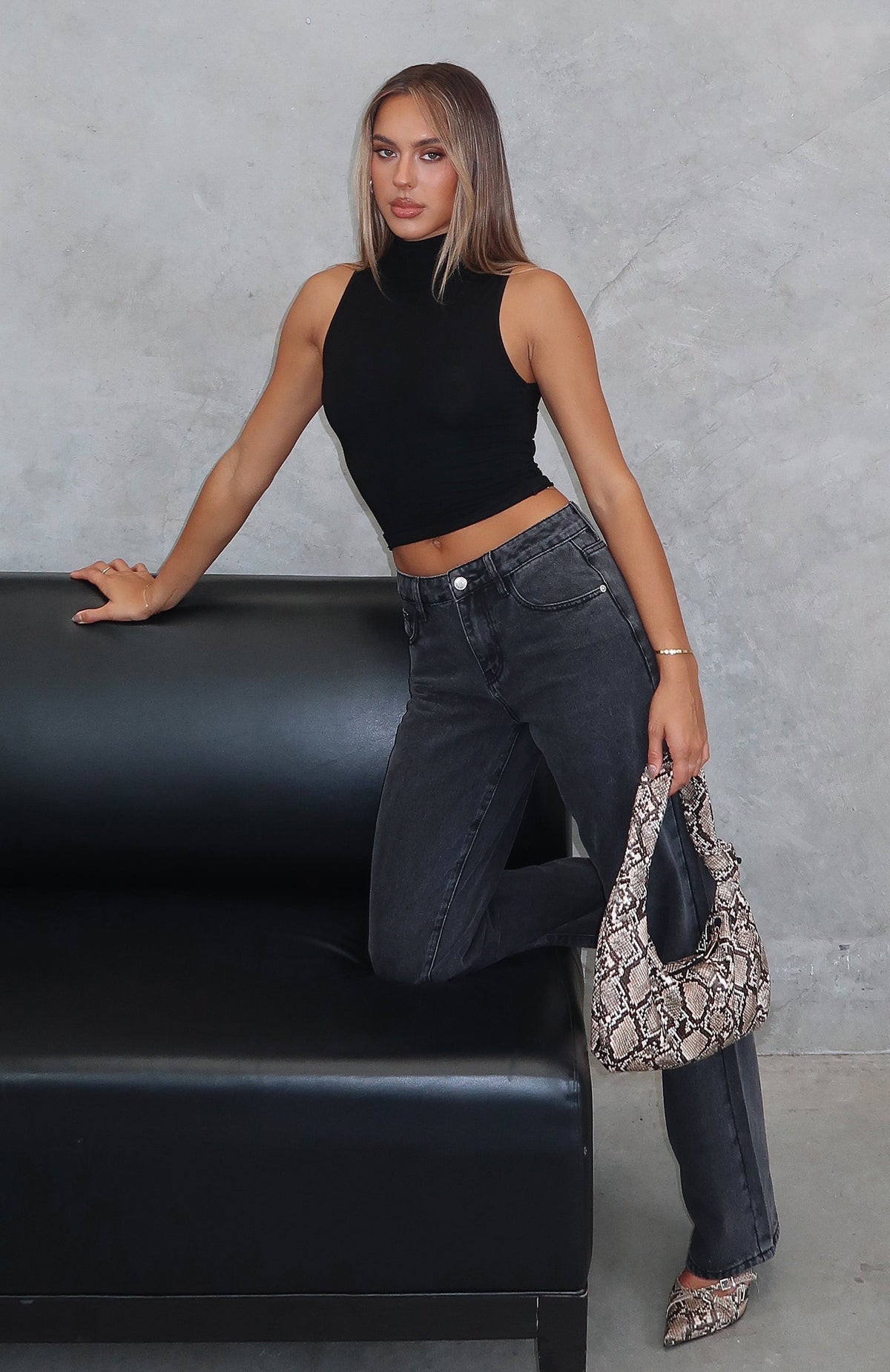 Zara Mid Rise Straight Leg Jeans Black Acid