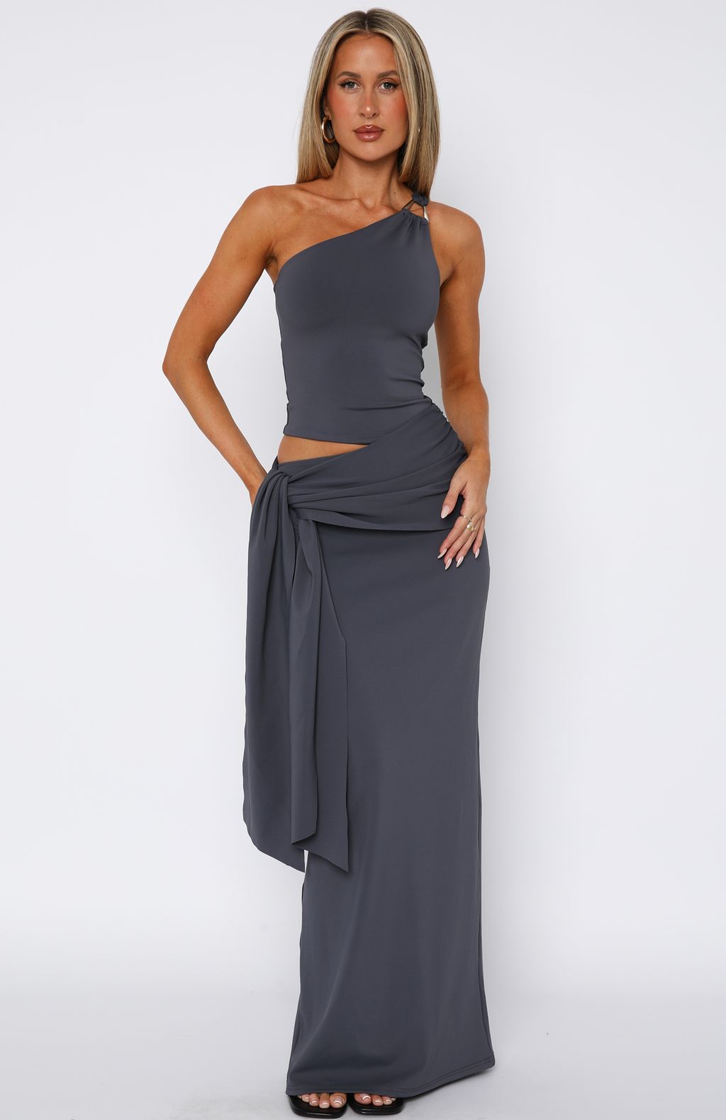 Feel It Now Maxi Dress Charcoal