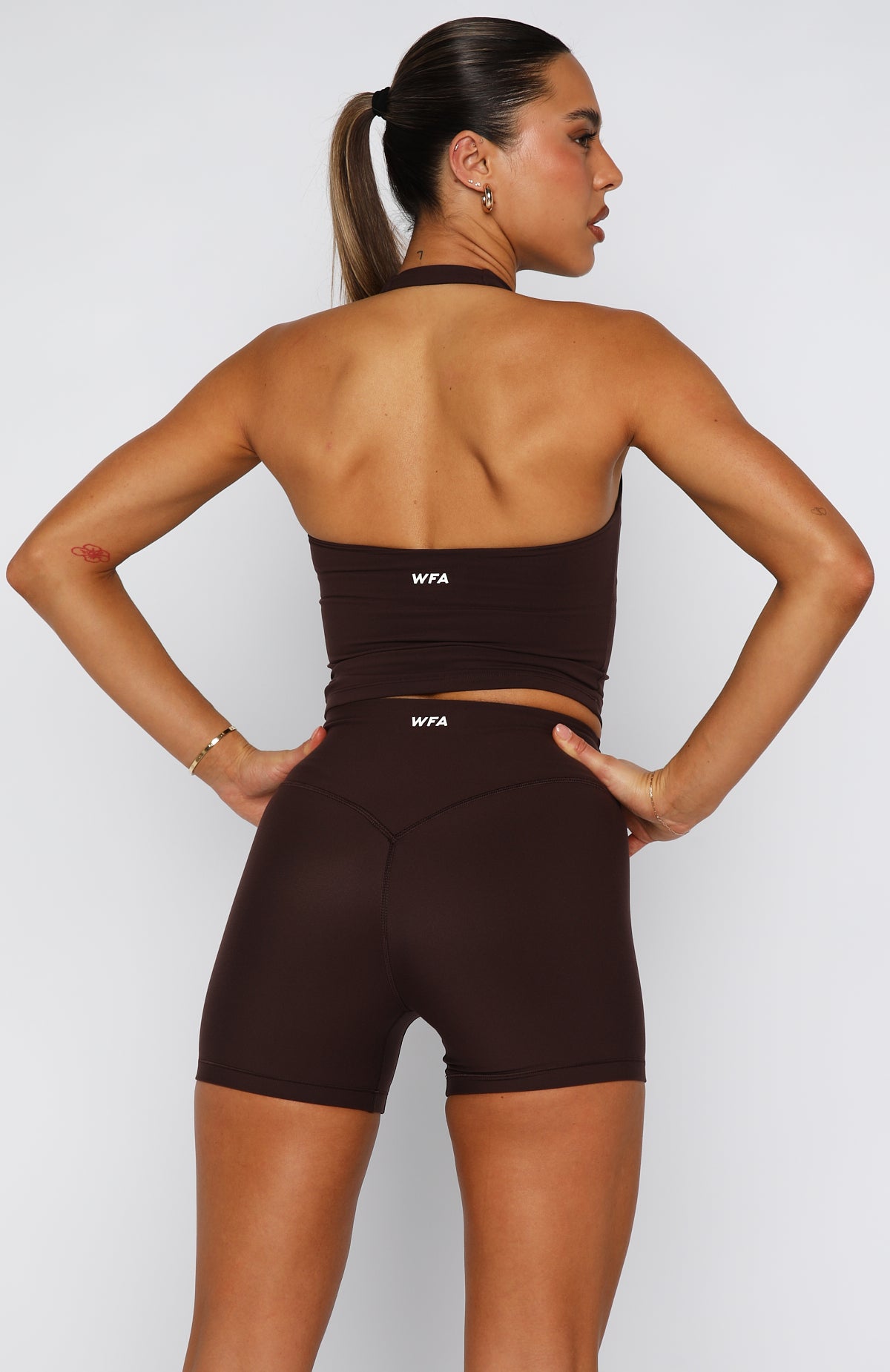 Keep Up High Waisted Shorts 4" Dark Chocolate